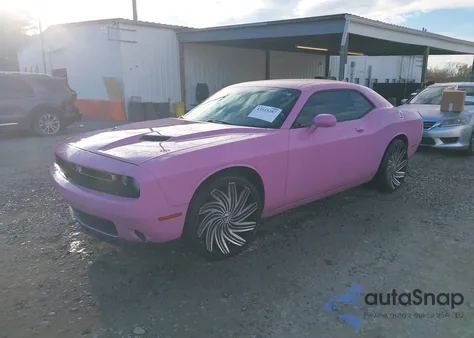 2016 Dodge Challenger Sxt z USA, uszkodzony, nr VIN 2C3CDZAG4GH171653